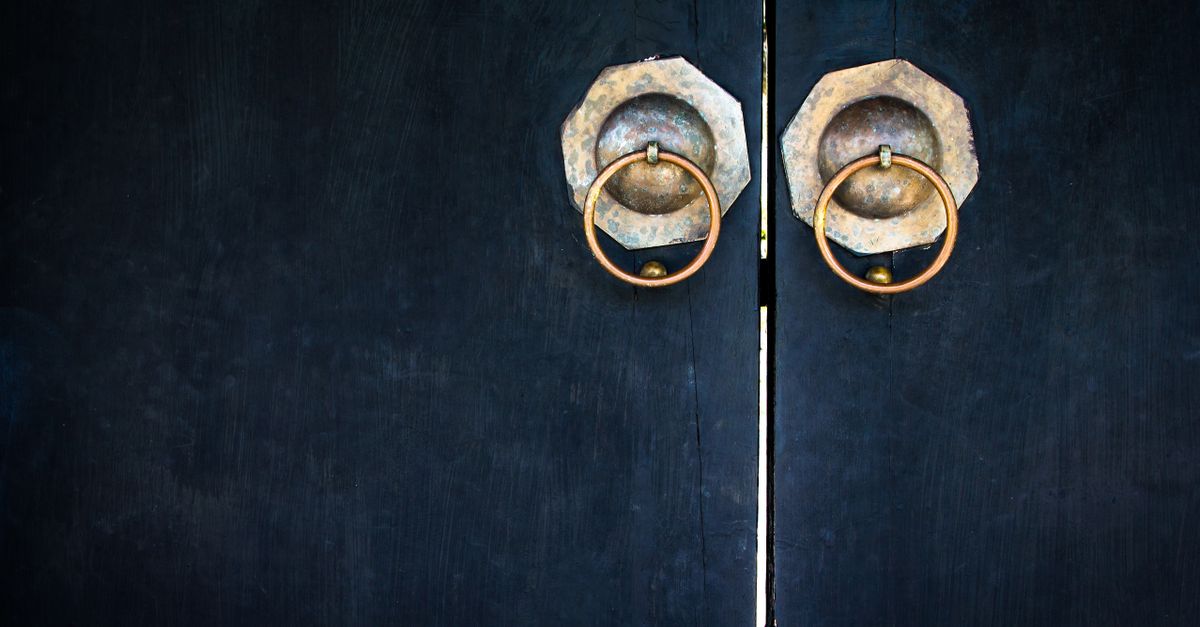 How Our Mobile Door Knob Replacement Process Works — And What Shapes the Cost — Pro Trenton Locksmith